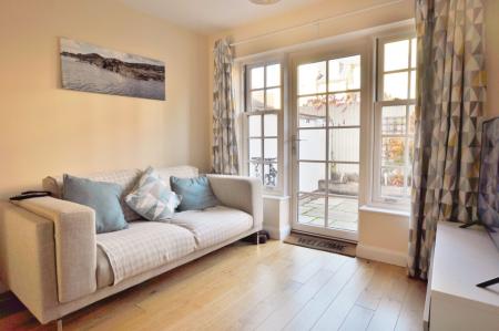 2 bedroom End of terrace house to let in Kempe Mews, Tilehouse Street, Hitchin, SG5