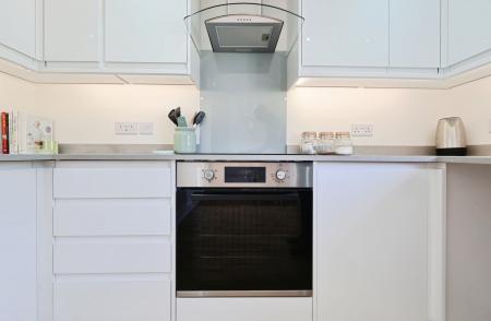 2 bedroom Bungalow for sale in Orchard Way, Breachwood Green