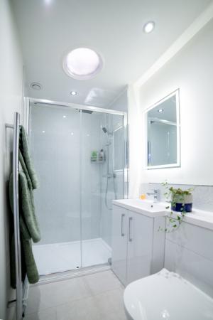 2 bedroom Bungalow for sale in Orchard Way, Breachwood Green