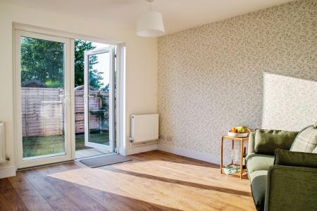 2 bedroom Bungalow for sale in Orchard Way, Breachwood Green