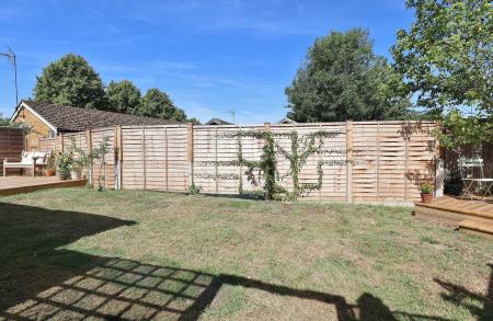 2 bedroom Bungalow for sale in Orchard Way, Breachwood Green