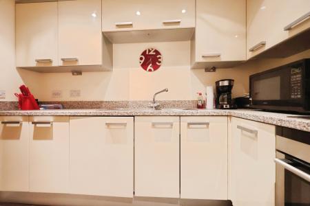 1 bedroom Flat for sale in Elderflower House, Whinbush Road, Hitchin