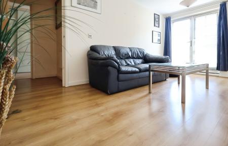 1 bedroom Flat for sale in Elderflower House, Whinbush Road, Hitchin