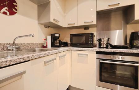 1 bedroom Flat for sale in Elderflower House, Whinbush Road, Hitchin
