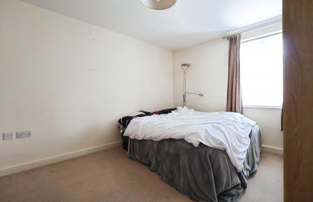 1 bedroom Flat for sale in Elderflower House, Whinbush Road, Hitchin