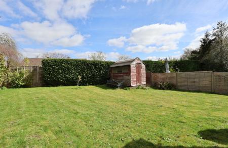 4 bedroom Semi-detached house for sale in Briars Lane, Hatfield