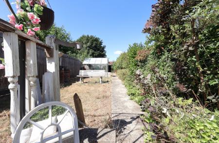 3 bedroom Semi-detached house for sale in Ickleford Road, Hitchin