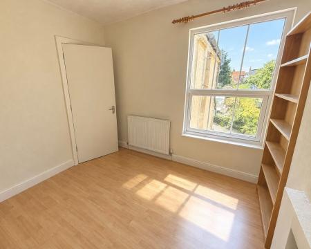 3 bedroom Semi-detached house for sale in Ickleford Road, Hitchin