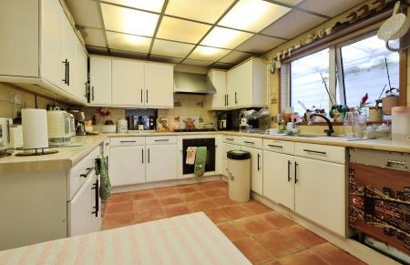 3 bedroom Semi-detached house for sale in Ickleford Road, Hitchin