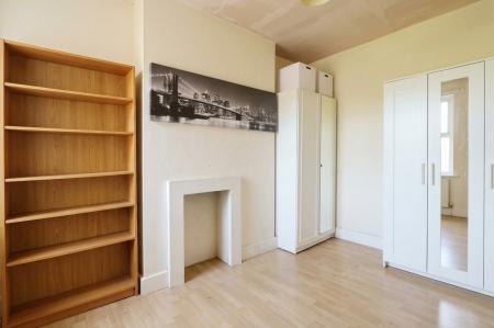 3 bedroom Semi-detached house for sale in Ickleford Road, Hitchin