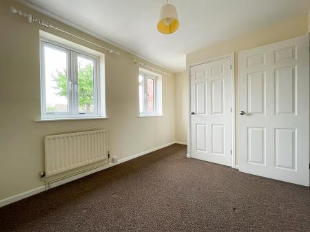 2 bedroom Terraced House to let in London Row, Arlesey, SG15