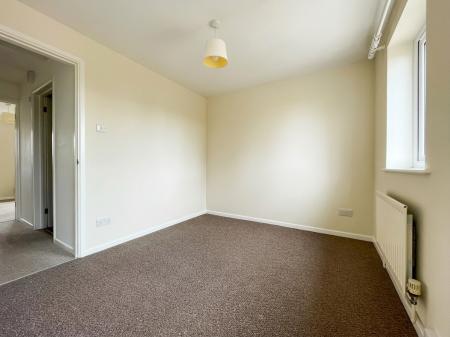 2 bedroom Terraced House to let in London Row, Arlesey, SG15