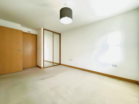 2 bedroom Flat to let in Johnson Place, Walsworth Rd, Hitchin, SG4