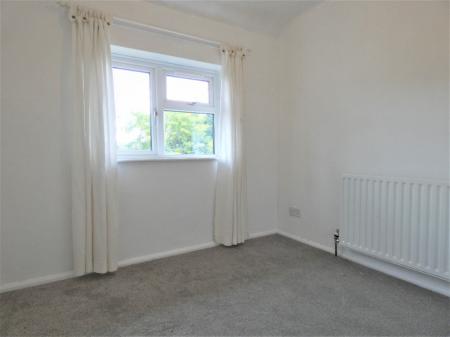 3 bedroom Terraced House to let in Cholwell Road, Stevenage, SG2