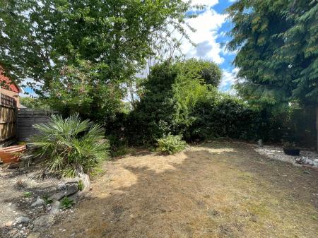 2 bedroom Terraced House to let in Kent Place, Hitchin, SG5