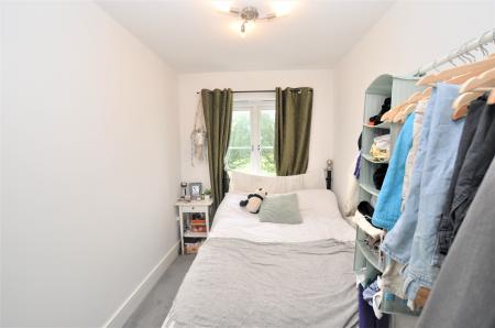 2 bedroom Flat to let in Cadwell Lane, Hitchin, SG4