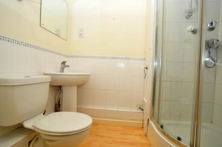 1 bedroom Flat to let in Birchwood Court, Norton Way North, Letchworth Garden City, SG6