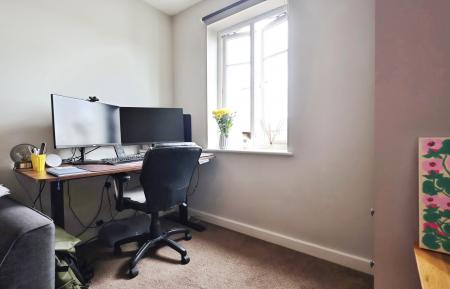 2 bedroom Flat for sale in Peppermint Road, Hitchin