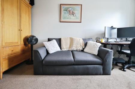 2 bedroom Flat for sale in Peppermint Road, Hitchin