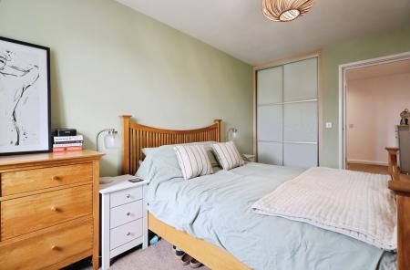 2 bedroom Flat for sale in Peppermint Road, Hitchin