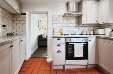 2 bedroom Terraced House for sale in Red Lion Cottages, Kings Walden Road, Offley