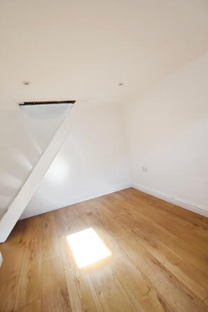 2 bedroom Terraced House for sale in Red Lion Cottages, Kings Walden Road, Offley