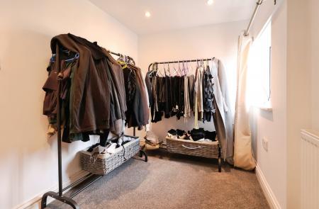 2 bedroom Terraced House for sale in Red Lion Cottages, Kings Walden Road, Offley