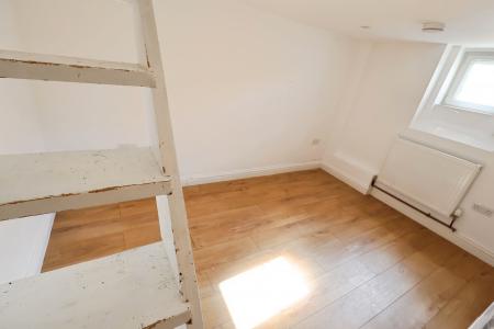 2 bedroom Terraced House for sale in Red Lion Cottages, Kings Walden Road, Offley