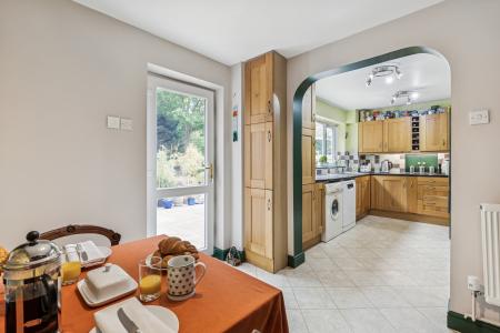 4 bedroom Detached house for sale in Dryden Crescent, Stevenage