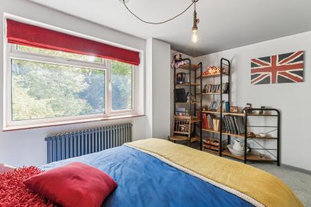 4 bedroom Detached house for sale in Dryden Crescent, Stevenage