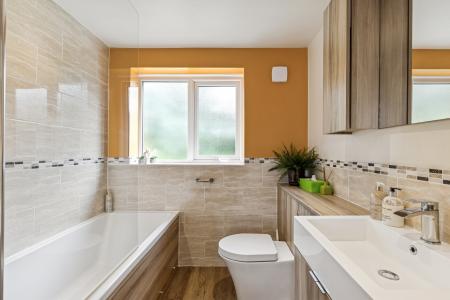 4 bedroom Detached house for sale in Dryden Crescent, Stevenage