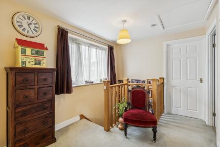 4 bedroom Detached house for sale in Dryden Crescent, Stevenage