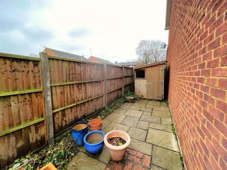 4 bedroom Detached house to let in Meadowbank, Hitchin, SG4