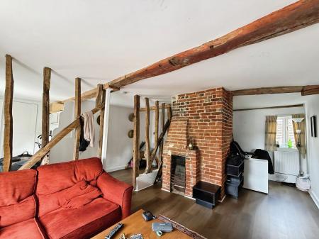 3 bedroom Character Property to let in Market Place, Hitchin, SG5