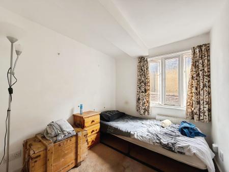 3 bedroom Character Property to let in Market Place, Hitchin, SG5