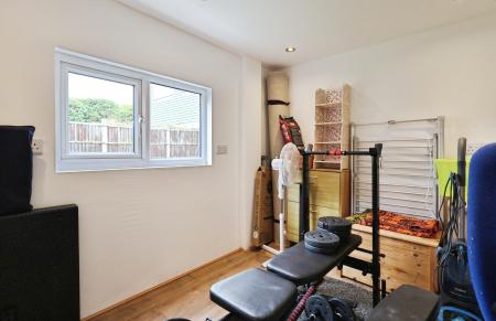 3 bedroom Semi-detached house for sale in The Paddock, Hitchin