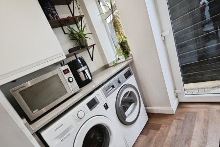 3 bedroom Semi-detached house for sale in The Paddock, Hitchin