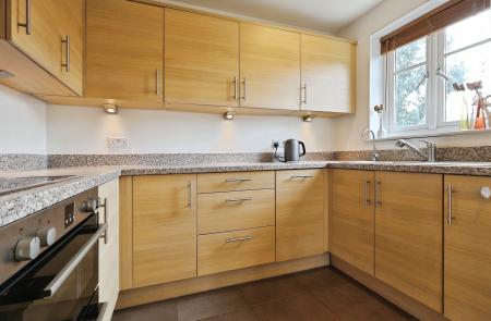 2 bedroom Flat for sale in Peppermint Road, Hitchin
