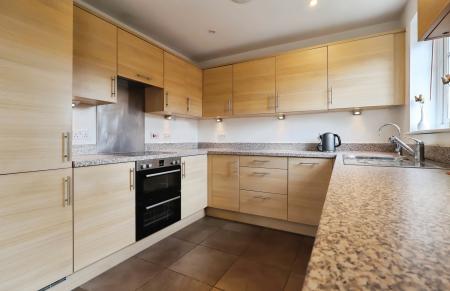 2 bedroom Flat for sale in Peppermint Road, Hitchin