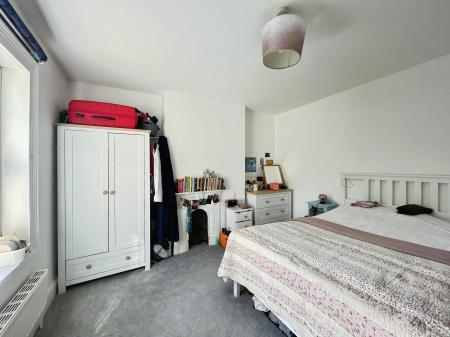2 bedroom Flat to let in Kings Road, Hitchin, SG5