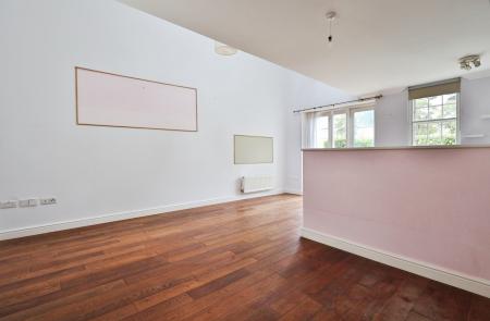 2 bedroom Mews house for sale in Bedford Wing, Kingsley Avenue