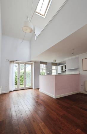 2 bedroom Mews house for sale in Bedford Wing, Kingsley Avenue