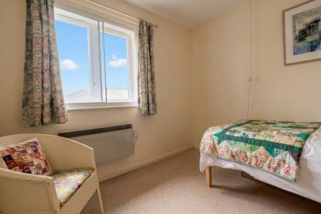 2 bedroom Flat for sale in Regal Court, Bancroft, Hitchin