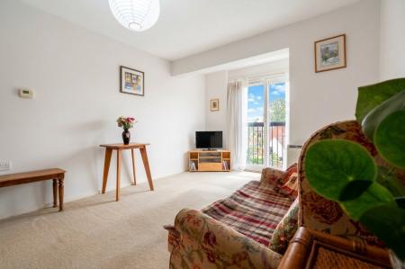 2 bedroom Flat for sale in Regal Court, Bancroft, Hitchin