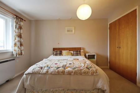 2 bedroom Flat for sale in Regal Court, Bancroft, Hitchin