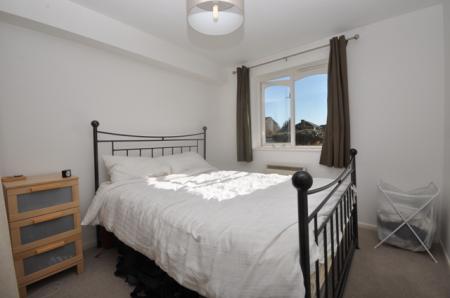 2 bedroom Flat to let in Wedgewood Road, Hitchin, SG4
