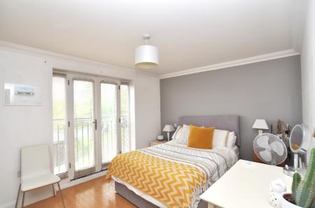 2 bedroom Flat to let in Morello Gardens, Stevenage Road, Hitchin, SG4