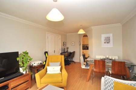 2 bedroom Flat to let in Morello Gardens, Stevenage Road, Hitchin, SG4