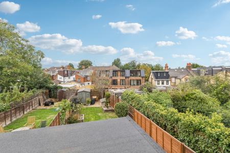 3 bedroom Semi-detached house for sale in Verulam Road, Hitchin