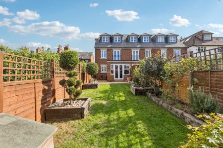 3 bedroom Semi-detached house for sale in Verulam Road, Hitchin